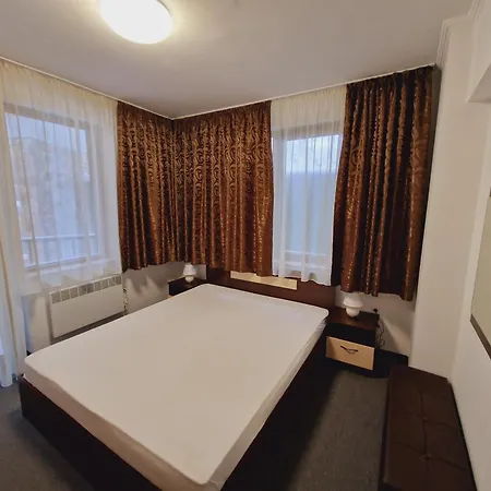 уют гранд манастира Apartment