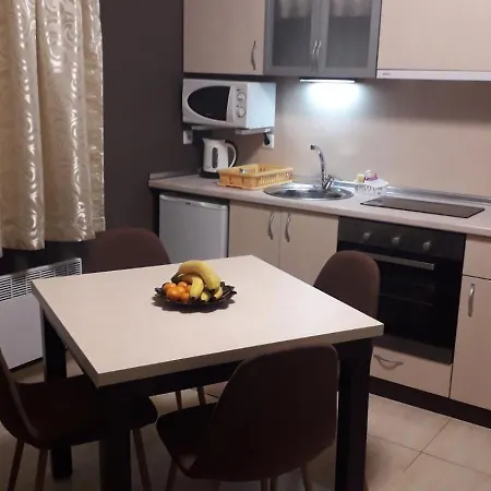 уют гранд манастира Apartman Pamporovo