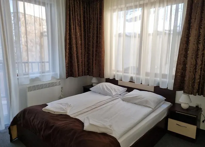 уют гранд манастира بامبوروفو